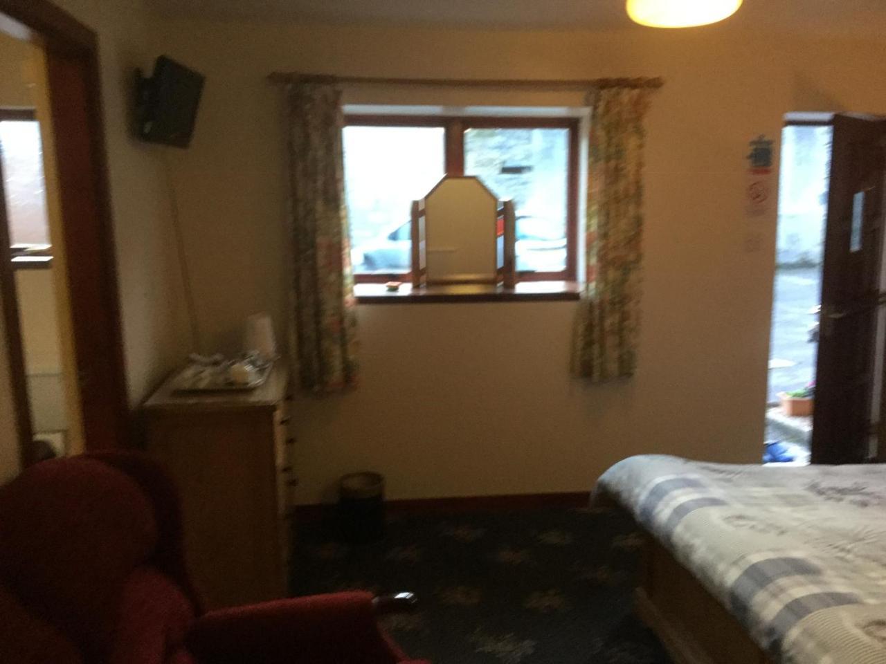Fife Arms Guest House Dufftown Bagian luar foto